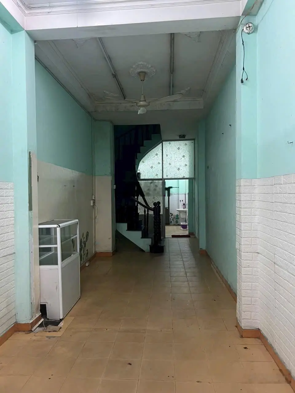 Bán nhà mặt phố Lạc Long Quân, 12,8 tỷ, 44m2, 4PN, 4WC, pháp lý đầy đủ