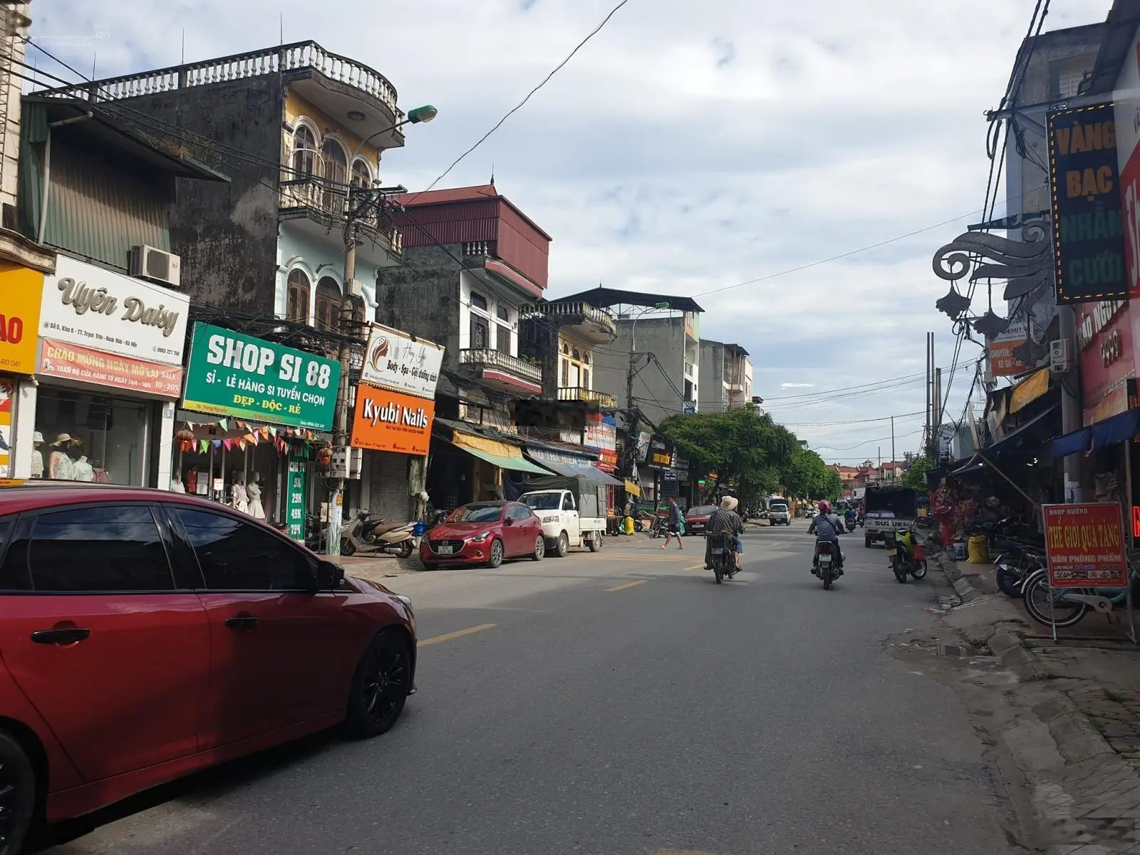 Bán đất mặt phố vỉa hè ôtô tránh - KD sầm uất - trung tâm thị trấn Trôi - gần UBND Hoài Đức