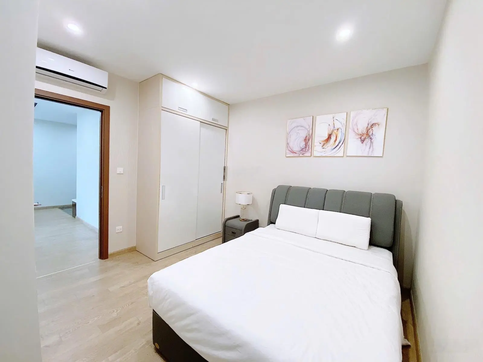 Chính chủ bán căn hộ 3 phòng ngủ Dualkey-125m tại Florence Mỹ Đình,sẵn sổ đỏ,đồ mới tinh tầng trung