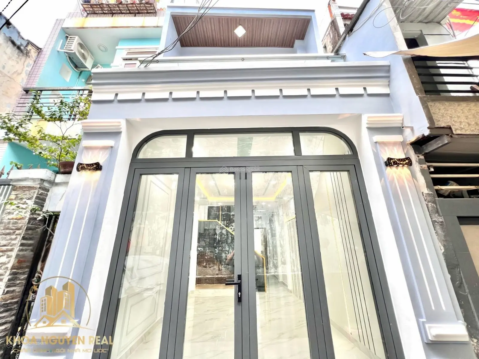 Nhà đẹp mới kdc tôn thất thuyết, phường 4 quận 4 - 3.3x12m - giáp quận 1