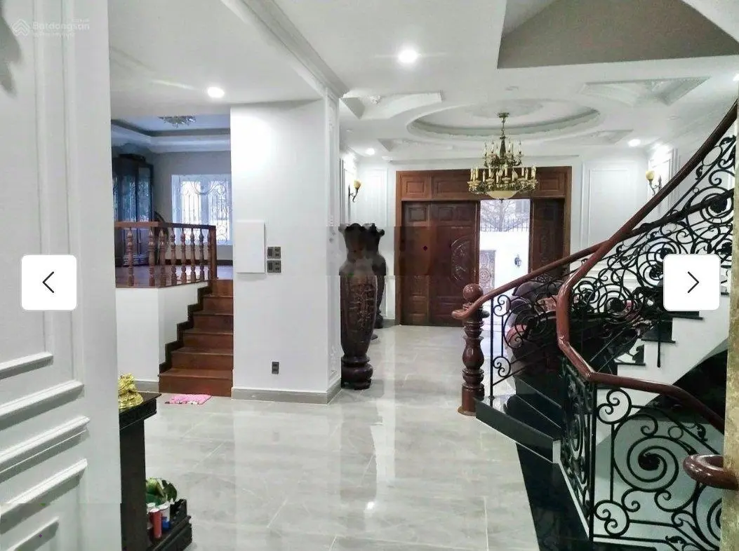 Bán biệt thự đường Nguyễn Văn Hưởng, DT 12X21 (250m2), trệt 2 lầu, 55 tỷ