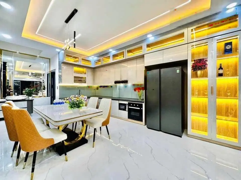 Cần bán nhà riêng 60m2 MT đường Trương Đình Hội, Quận 8, đang cho thuê 15 triệu/tháng, sổ sẵn