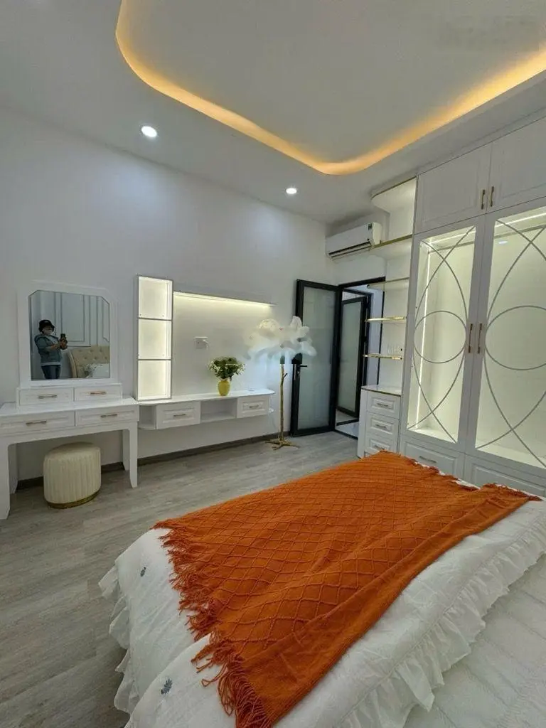 Bán NR siêu hot tại Lê Thánh Tôn, Q1, HCM, 33,3 tỷ, 80m2