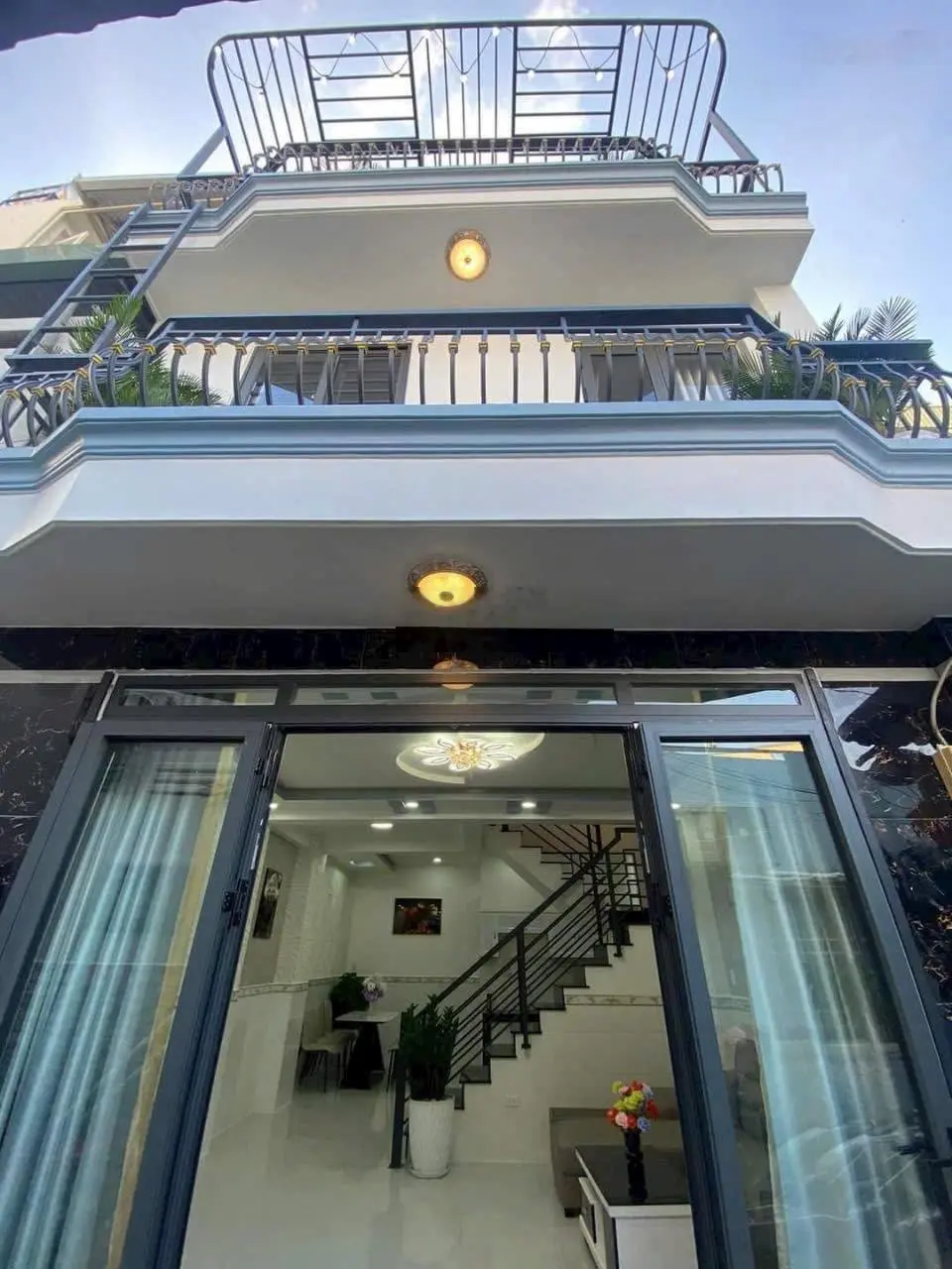 Bán nhà mặt tiền Nguyễn Thị Thập, Tân Quy, Q. 7.Giá:2,83tỷ/ 65m2 (4x16,25m). Gần Lotte Nam Sài Gòn