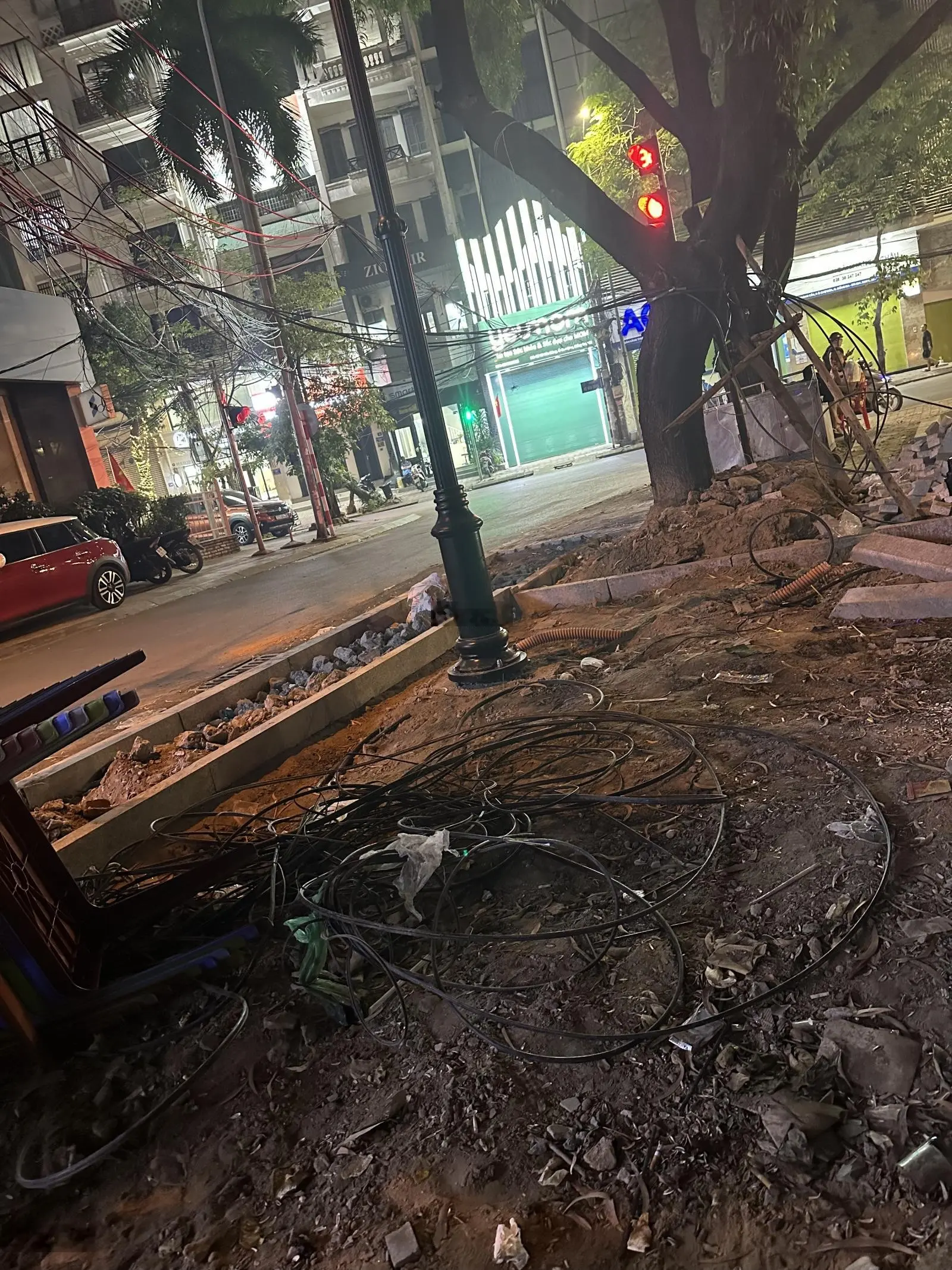 Siêu phẩm Đặng Văn Ngữ, Đống Đa, 22m2, 4 tầng, nhỉnh 4 tỷ, 25m ra Ô tô tránh, 100m ra Hồ Đắc Di
