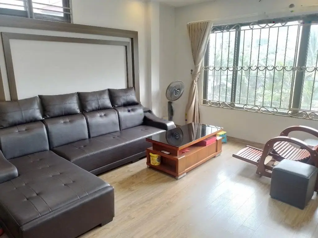 Giáp bát phân lô- ô tô- lô góc- view hồ- nhà thết kế đẹp sang trọng hiện đại, - vi tri đẹp, vừa ở