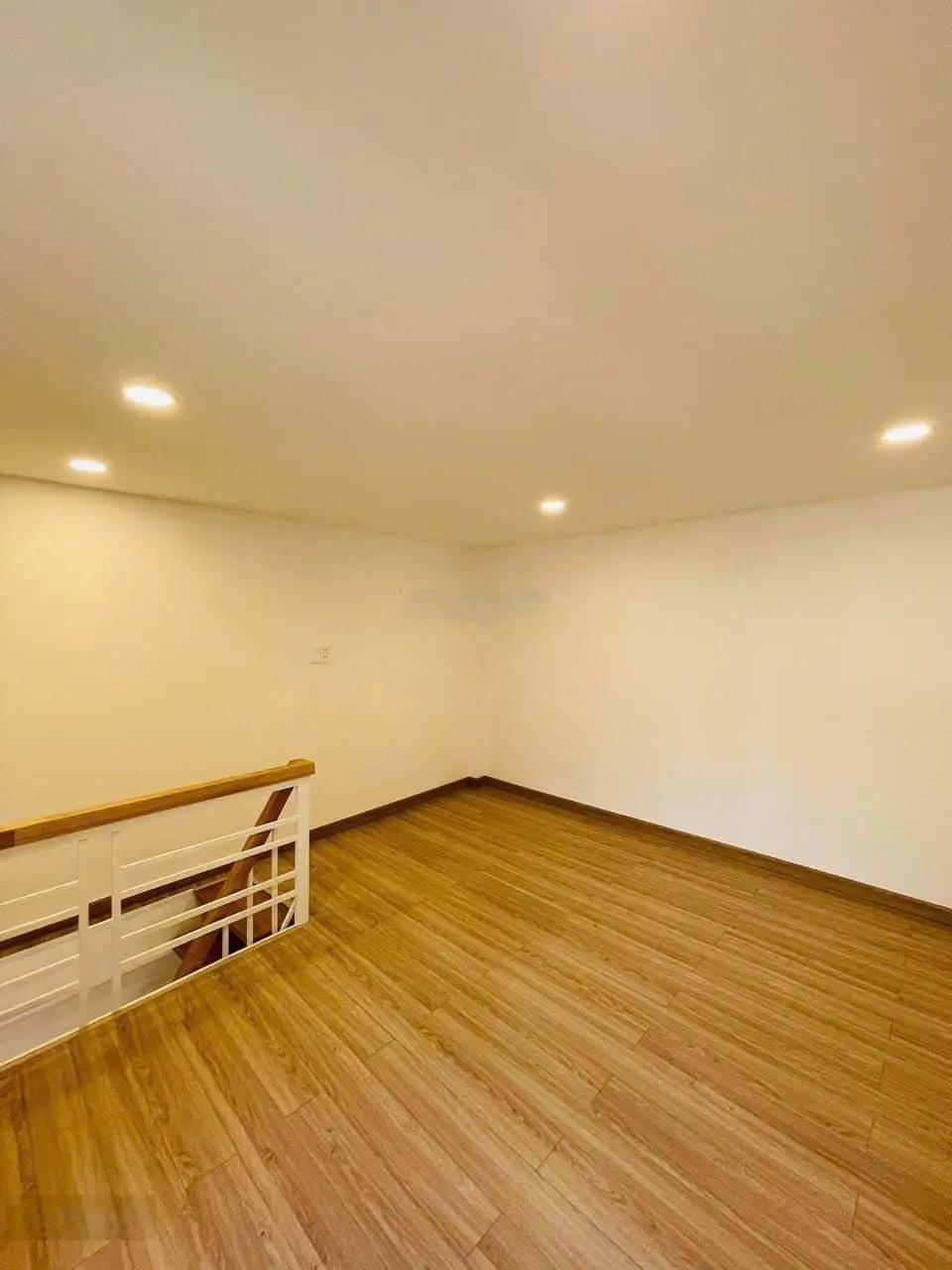 chính chủ cần bán rẻ nhà ở Q.Bình THạnh giá chì 2ty