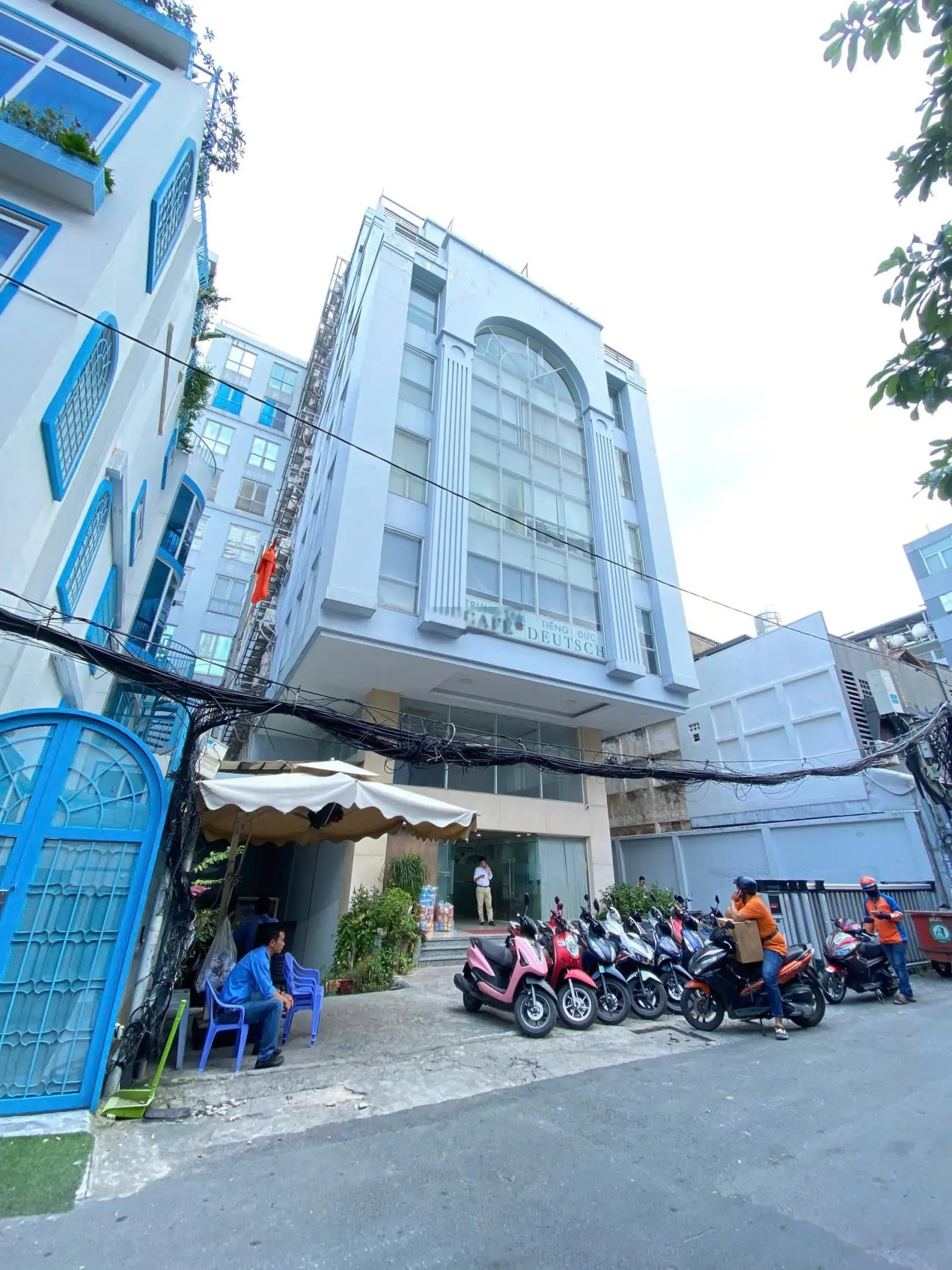 Nhà độc quyền căn duy nhất mặt tiền đường lớn Bình Thạnh 6x17m 3 tầng giá chỉ 23 tỷ