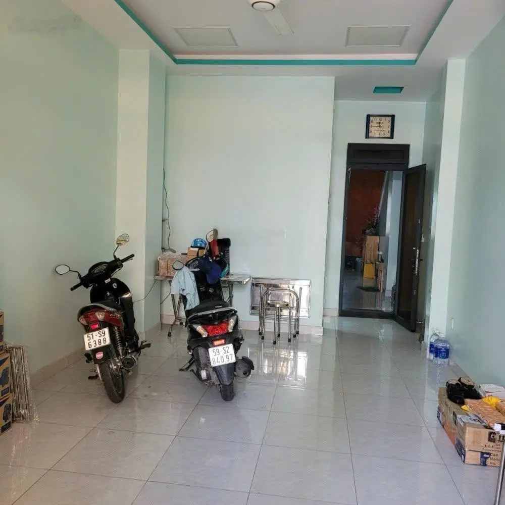Nhà MT 283 Nguyễn Xí, P13, Quận Bình Thạnh (giáp Ung Văn Khiêm - D2). DT 4.1x19m 4 lầu. Giá 18 tỷ