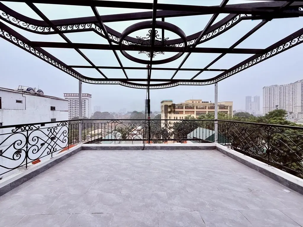 Siêu phẩm 8 tầng thang máy trung tâm thanh xuân ngõ thông bàn cờ nhỉnh 16 tỷ, gần 50m.