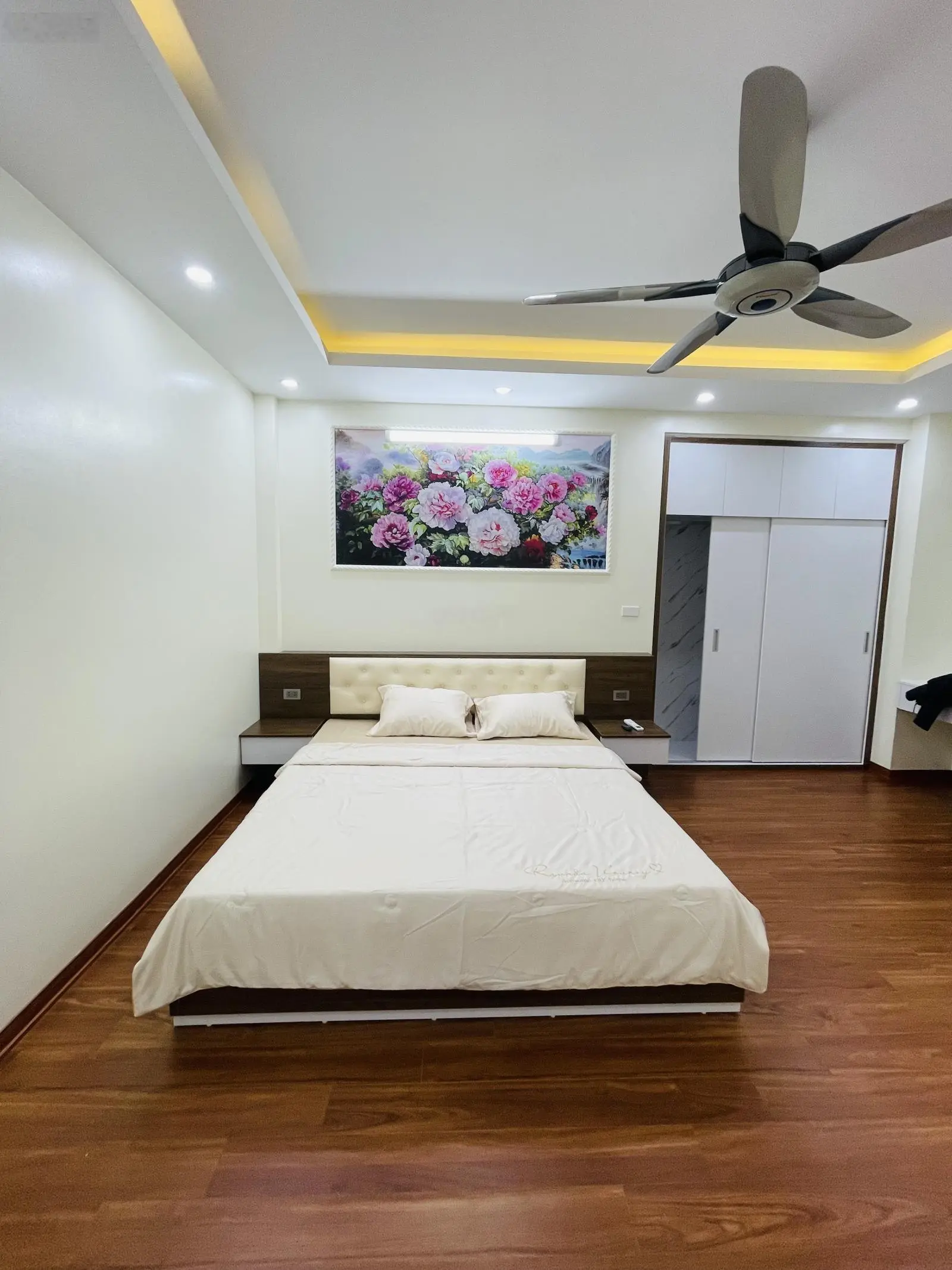 Bán nhà riêng tại Ngọc Khánh, Ba Đình, Hà Nội, 9,3 tỷ, 50m2, view đẹp, giá tốt