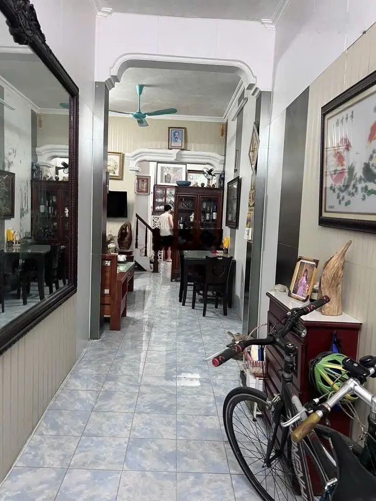 Bán nhà lô góc Láng Hạ 61m2 9.9 tỷ
