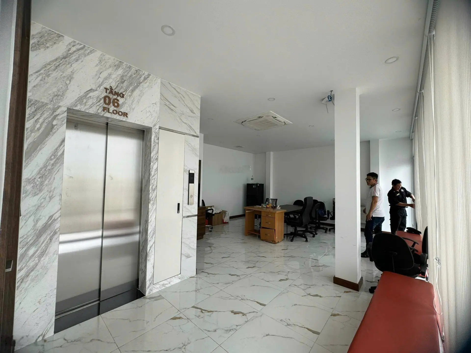 Ngộp bank, bán gấp tòa văn phòng đường Cầu Xéo, Phường Tân Quý, Quận Tân Phú