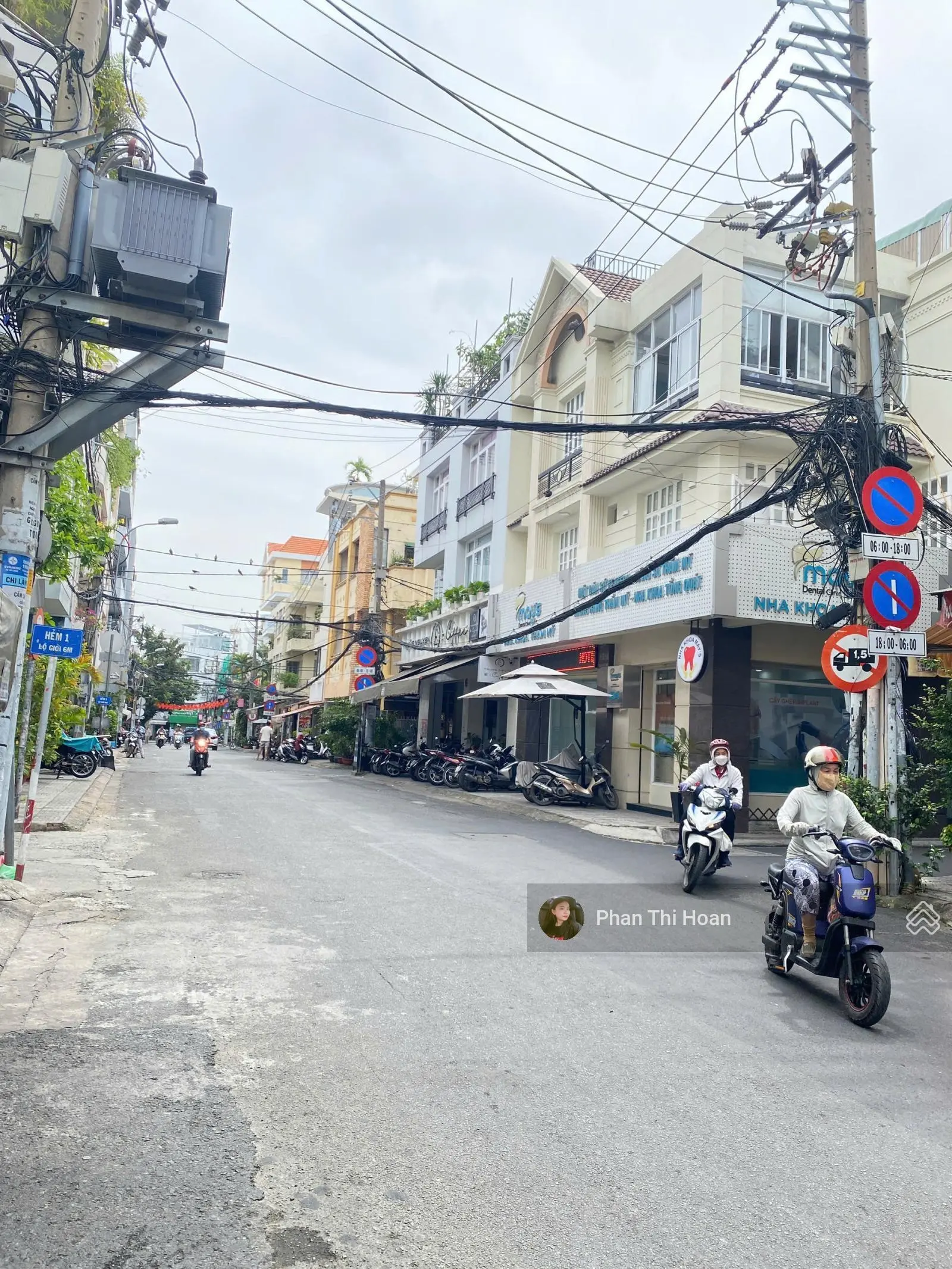 Bán căn nhà Góc 2 mặt tiền số 4 Đoàn Thị Điểm, Phường 1, Phú Nhuận - DT: 9x9m, 3 tầng, 39 tỷ