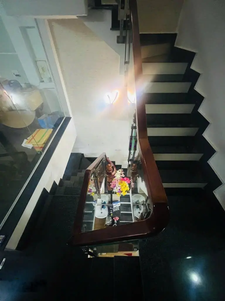 Hiếm bán nhà Quang Trung Gò Vấp xe hơi ngủ nhà 172m2 4 tầng khu cao cấp giá nhỉnh 6tỷ