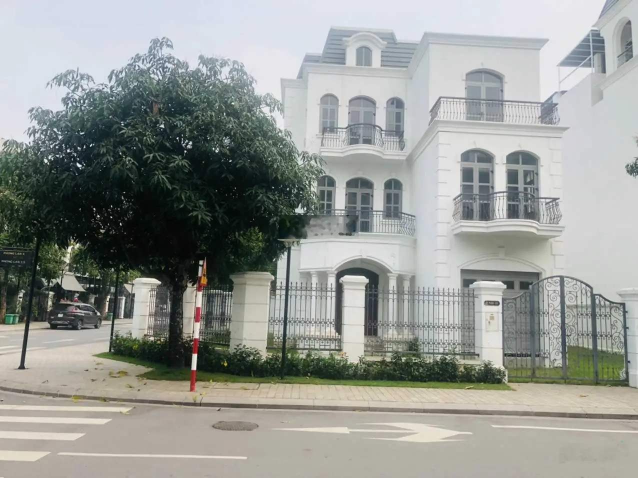 BIỆT THỰ GÓC ĐƠN LẬP 350M2 HAI MẶT THIỀN RỘNG BỀ THẾ HƯỚNG TÂY TỨ TRẠCH. CĂN GÓC GIÁ CHỈ 330TR/M2.