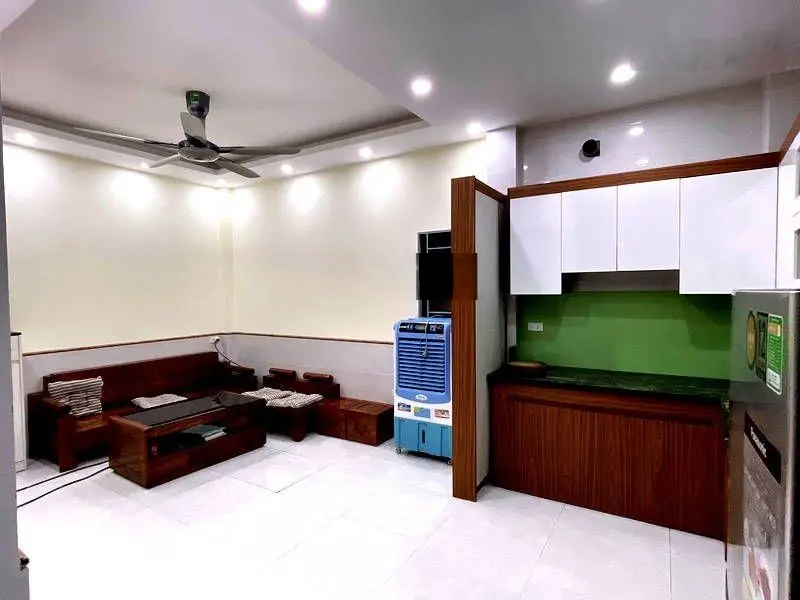 Bán nhà Đại Mỗ. Diện tích 43m2. X5 tầng. Giá: 5,6 tỷ, gọi ngay em Mừng: 0936936683 xem nhà chốt cọc