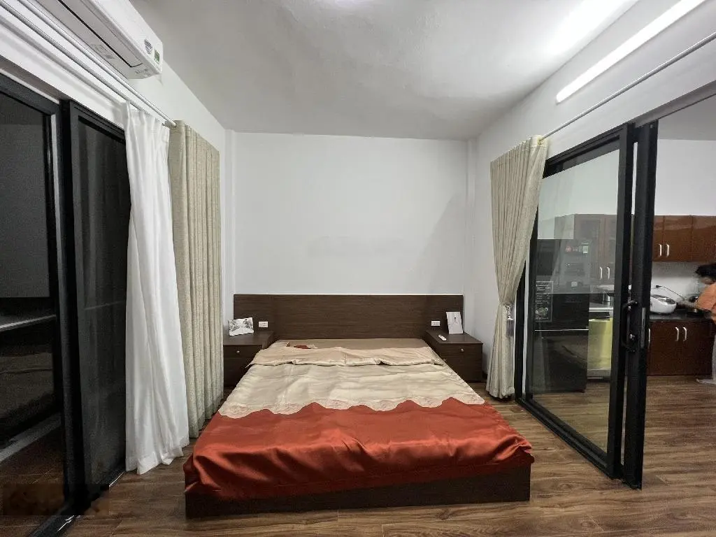 Bán nhà mặt phố thái thịnh 1, lô góc, ô tô, kinh doanh sầm uất 4 tầng- 75m2- mt 5.2m- 22 tỷ