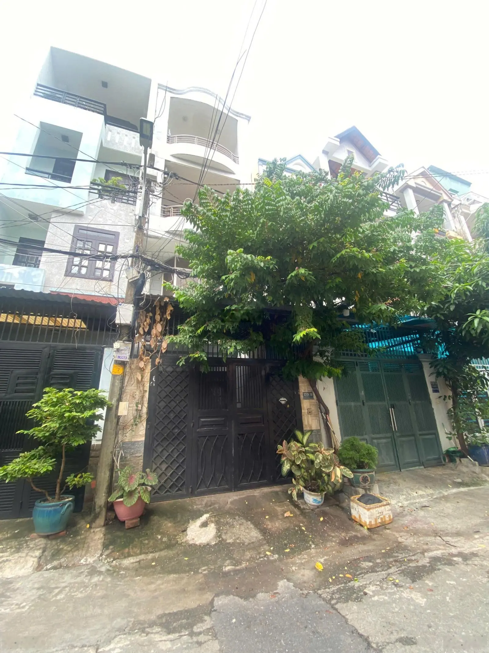 Bán nhà 4 tầng đường C18, khu K300, DT 4x21m, giá 14 tỷ