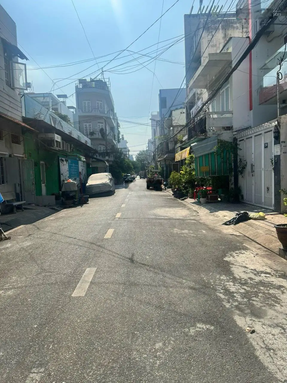 Bán nhà mặt tiền đường Nguyễn Trường Tộ, Phường Tân Thành. (DT: 4x18.5m 4 tầng). Giá: 10.5 tỷ