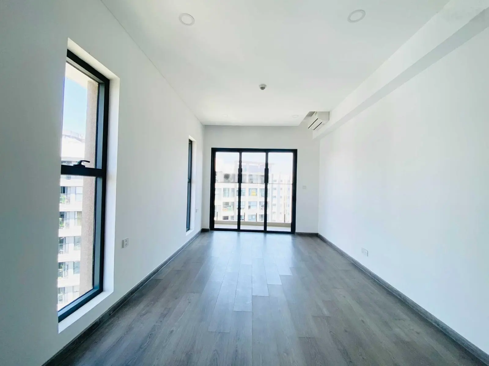 Còn 1 căn Brilliant duy nhất giá CĐT - DT 141m2 giá 7ty225 nhận nhà - LH Nhân viên CĐT 0906 713 ***