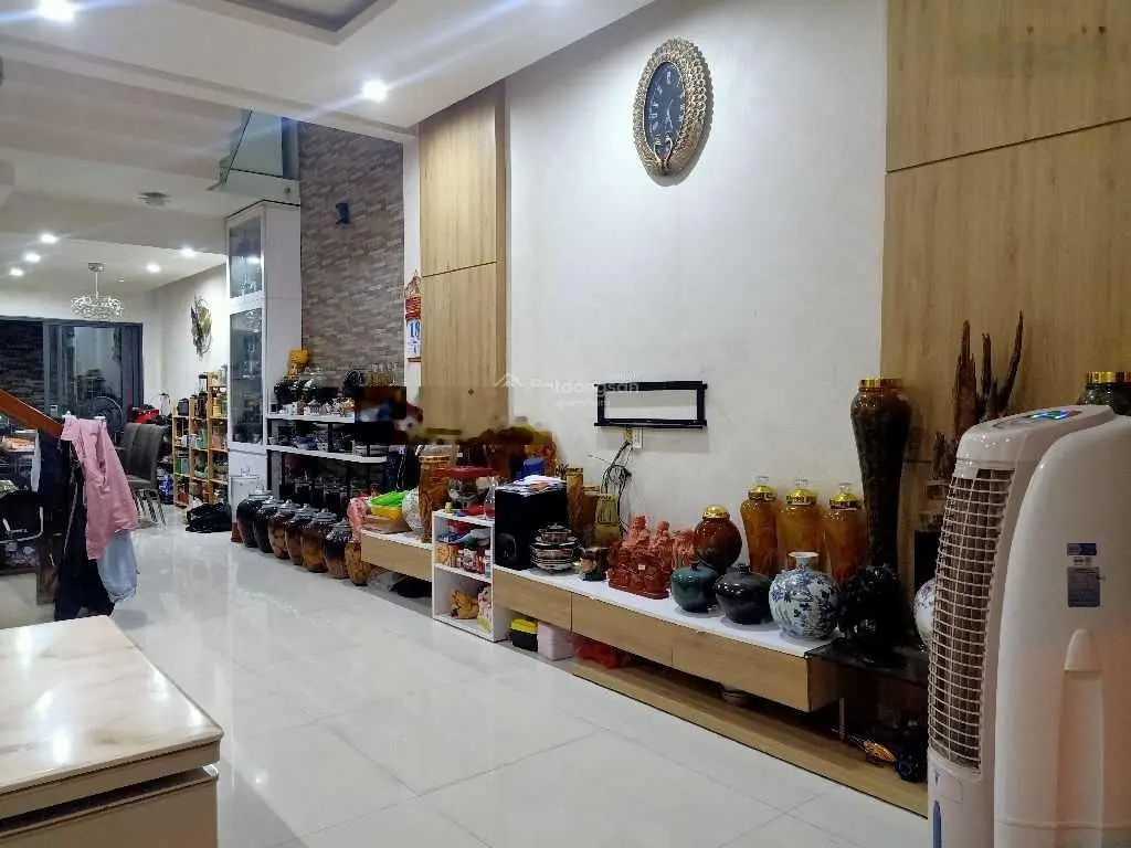 Sót lại 1 căn duy nhất tại mặt tiền đường này chào bán - Hòa Cường Bắc - Hải Châu DT 100m2 ngang 5m