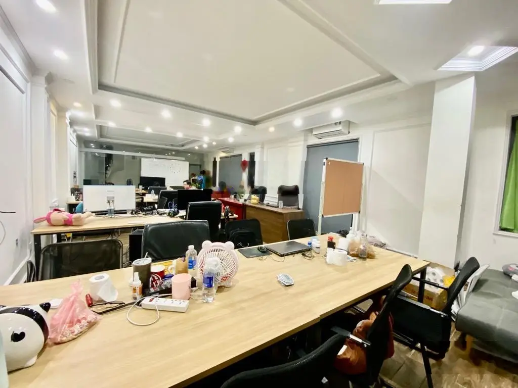 Bán nhà phố Tô Hiệu, Nghĩa Tân , Cầu Giấy 82m2, nhỉnh 36 tỷ, 9 tầng, hầm, cả đêm không tắt đèn