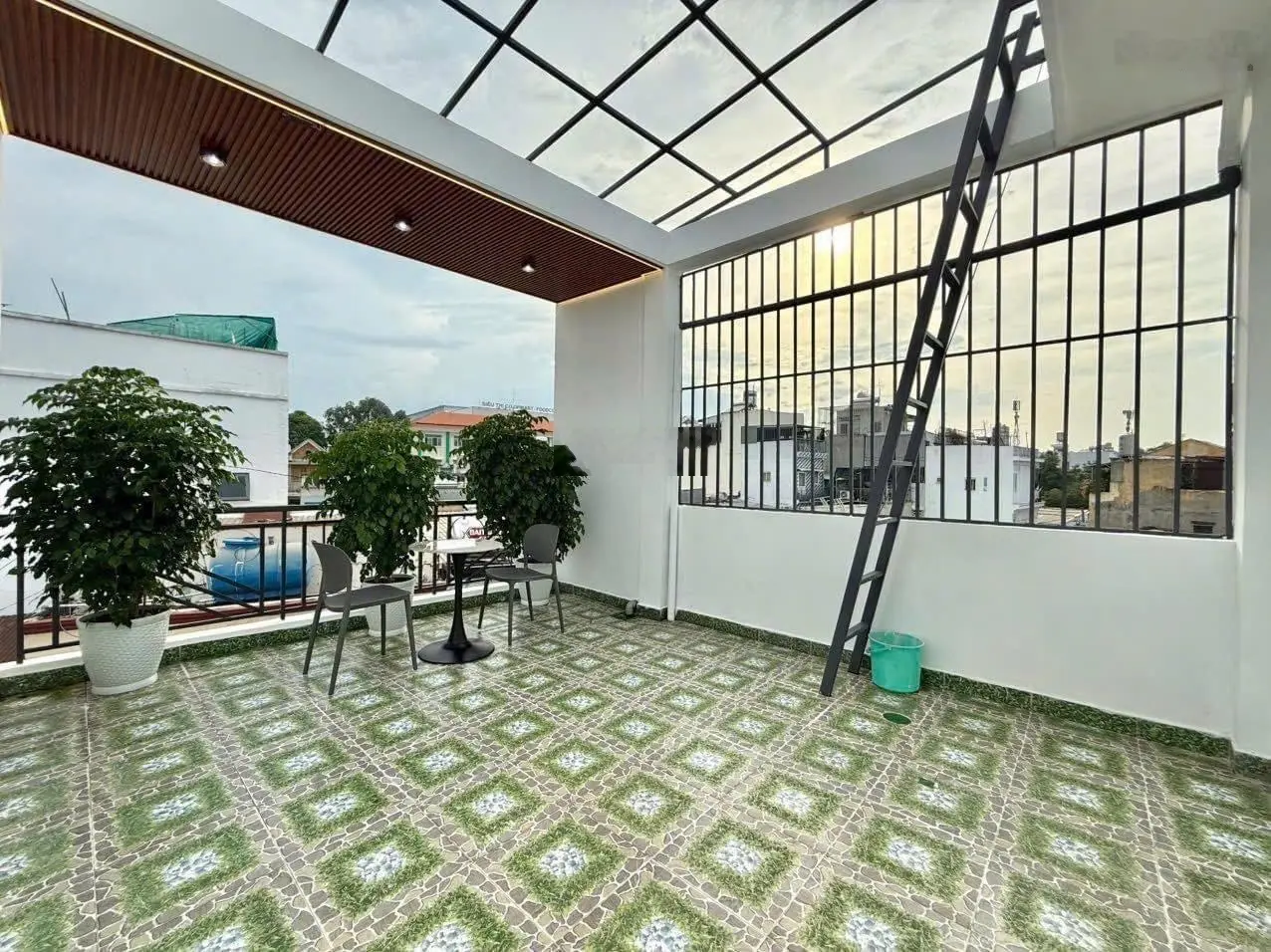 Nhà đẹp Quận Tân Phú, HXH đường Nguyễn Văn Săng, Giá 3tỷ230TR, Diện tích 50,6m2