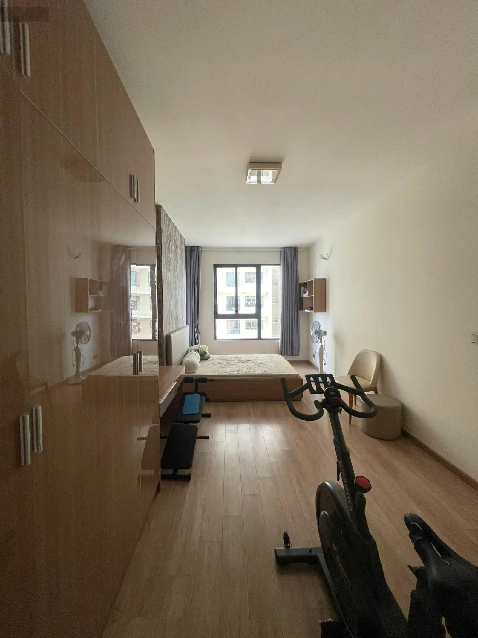 Bán siêu phẩm duy nhất tại Đức Khải Q7 2 tỷ 90m2 2pn2wc full NT bao hết phí sẵn chìa xem nhà 24/24