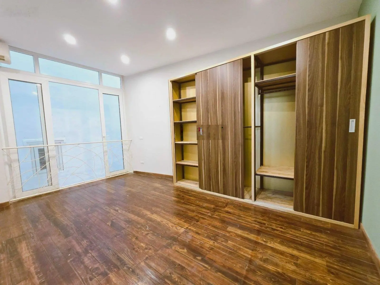 Bán nhà riêng Ngọc Thụy 5 tầng xây chắc chắn, 62m2 an ninh dân trí cao nhỉnh 7 tỷ