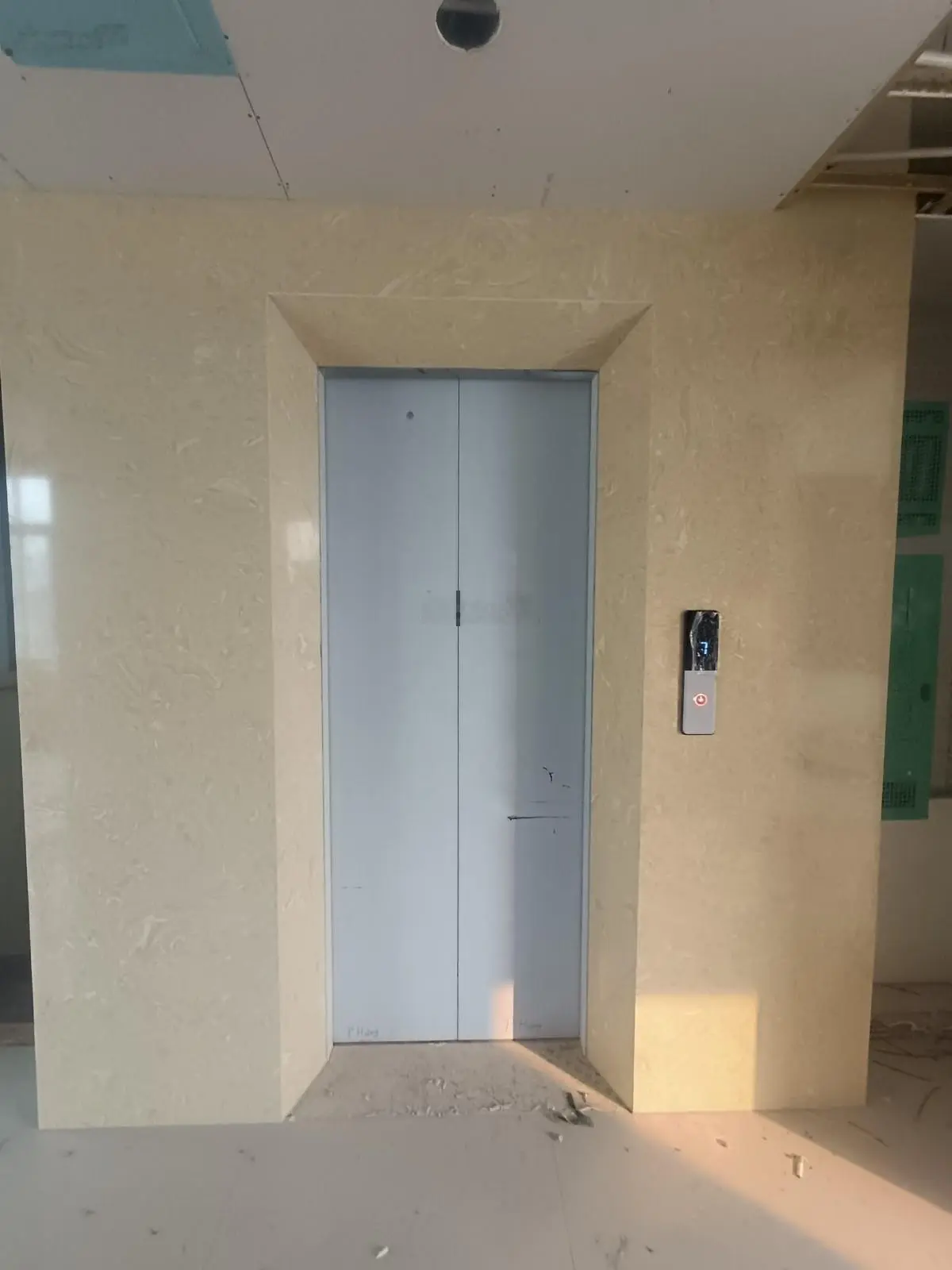 Giảm 1 tỷ bán tòa VP 7 tầng mặt phố Phùng Hưng Hà Đông 152m2, mặt tiền 7m