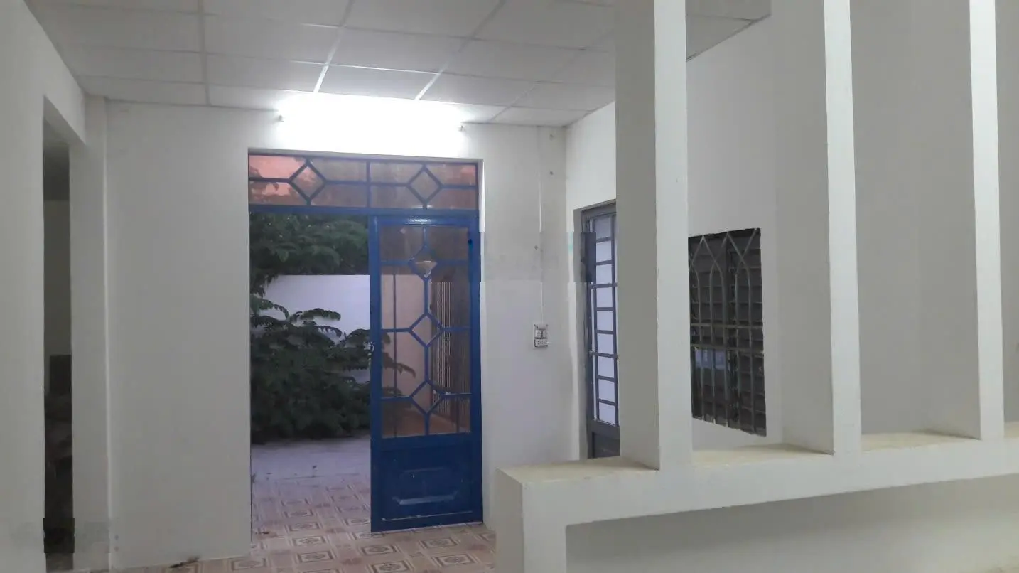 Bán Rẻ Nhà Cạnh VinHomes Tp.Thủ Đức, 102m2, Sổ Hồng, Giá 2,9 Tỷ