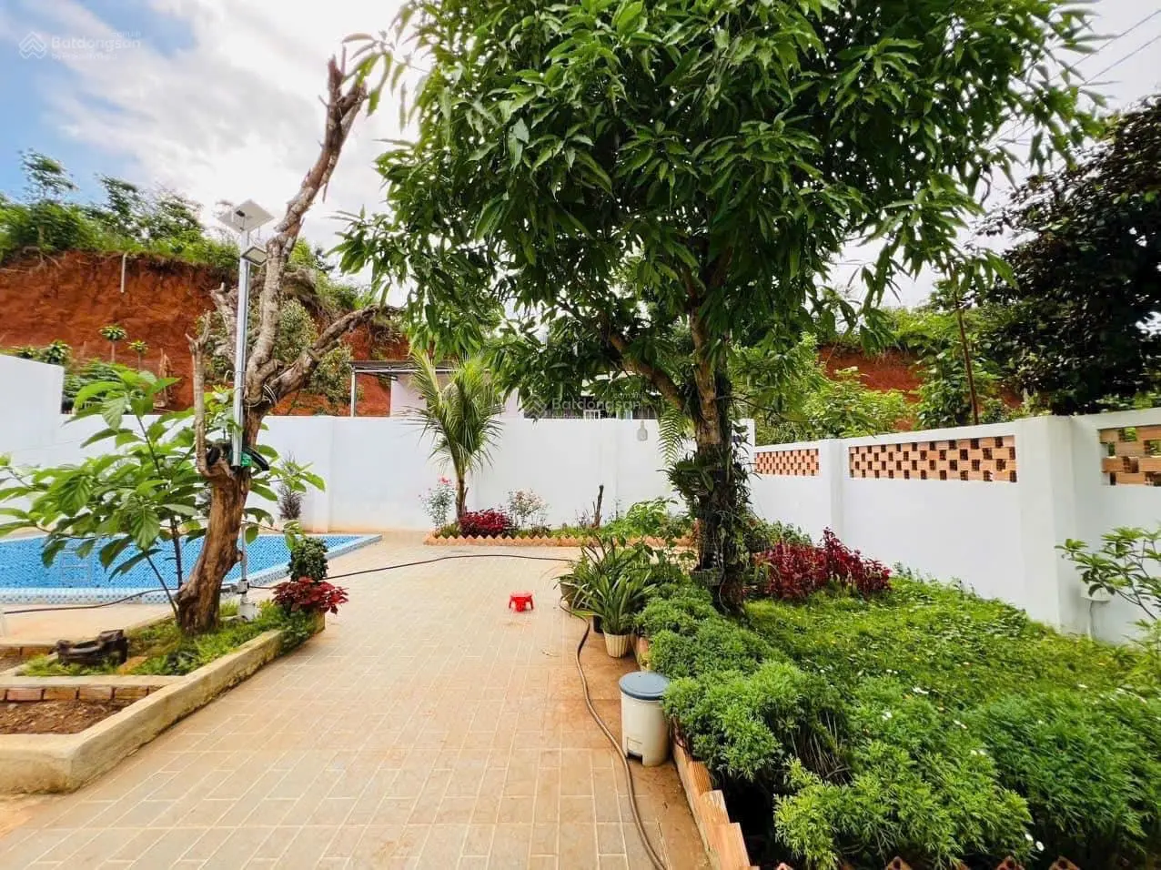 Chính chủ cần bán gấp căn nhà đẹp mới đầy đủ nội thất MT Quốc Lộ 20, Di Linh, Lâm Đồng