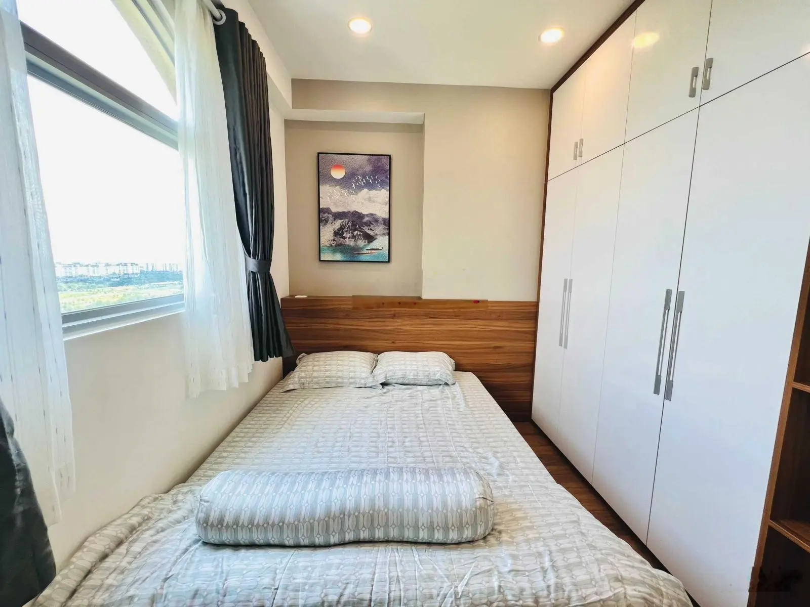 Chính chủ cần bán căn hộ 3 phòng ngủ full nội thất như hình giá chỉ 6.2 tỷ full
