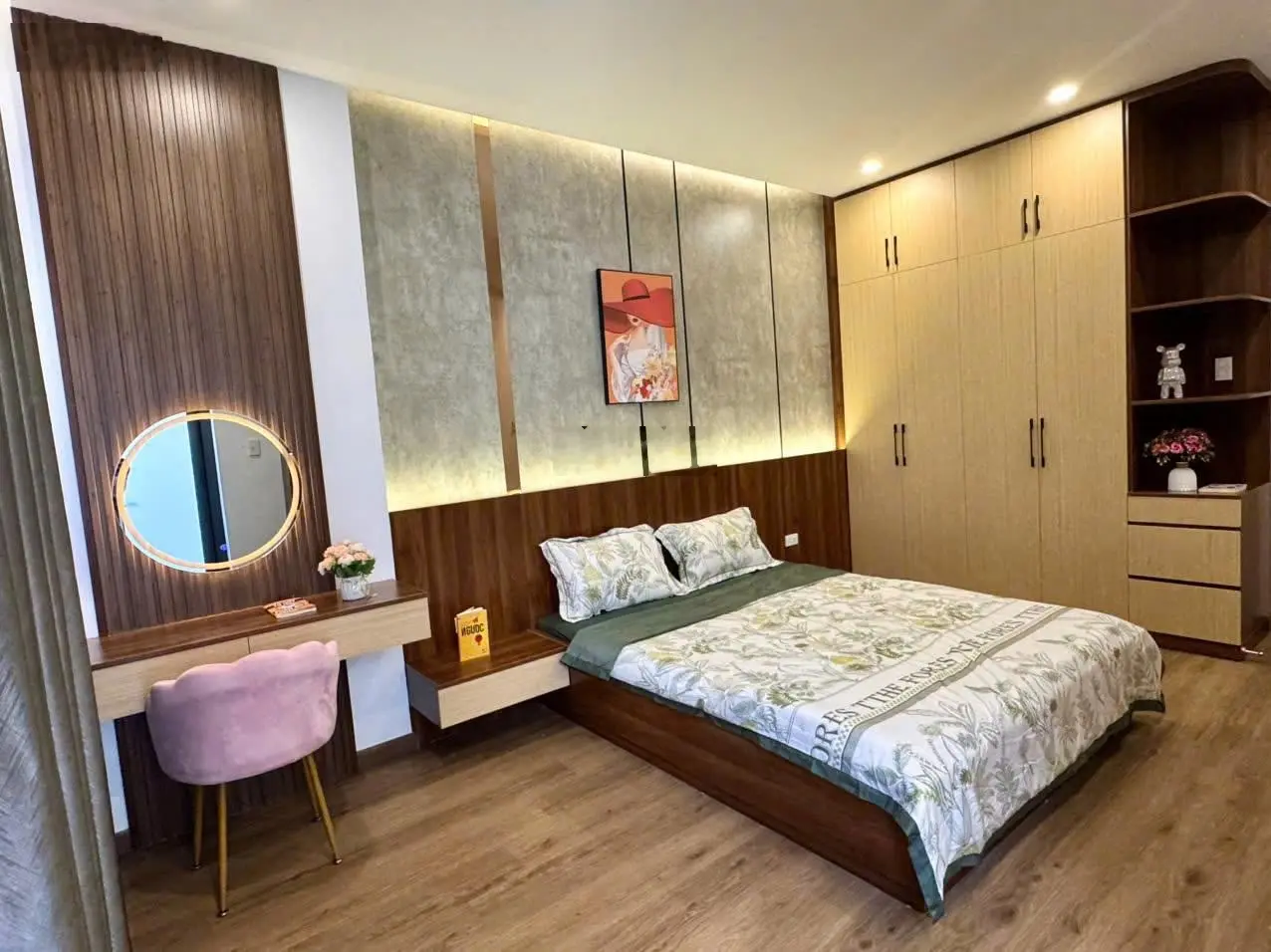 Bán nhà 3 tầng đẹp Phạm Văn Đồng, Thủ Đức giá rẻ