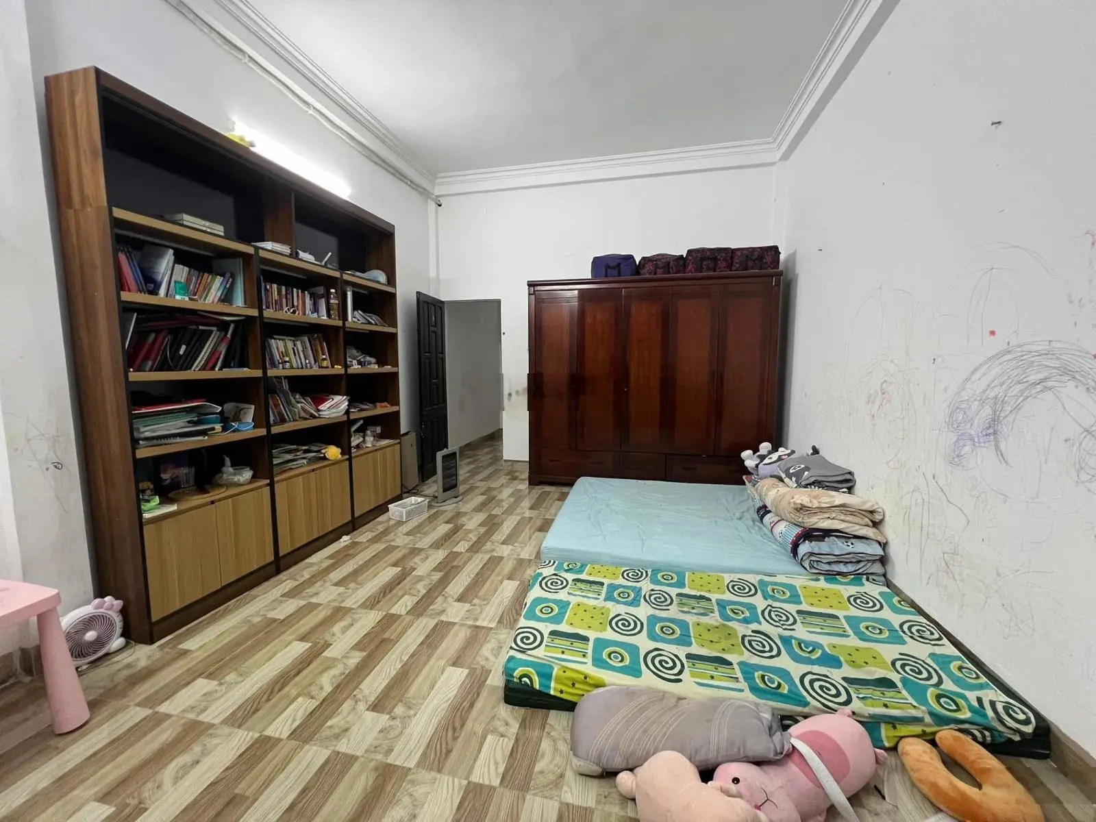 Mễ Trì 56m2 - dân xây nhà đẹp ở ngay - ở hoặc thêm tầng sửa thành CCMN - mặt ngõ 3 gác tránh xe máy