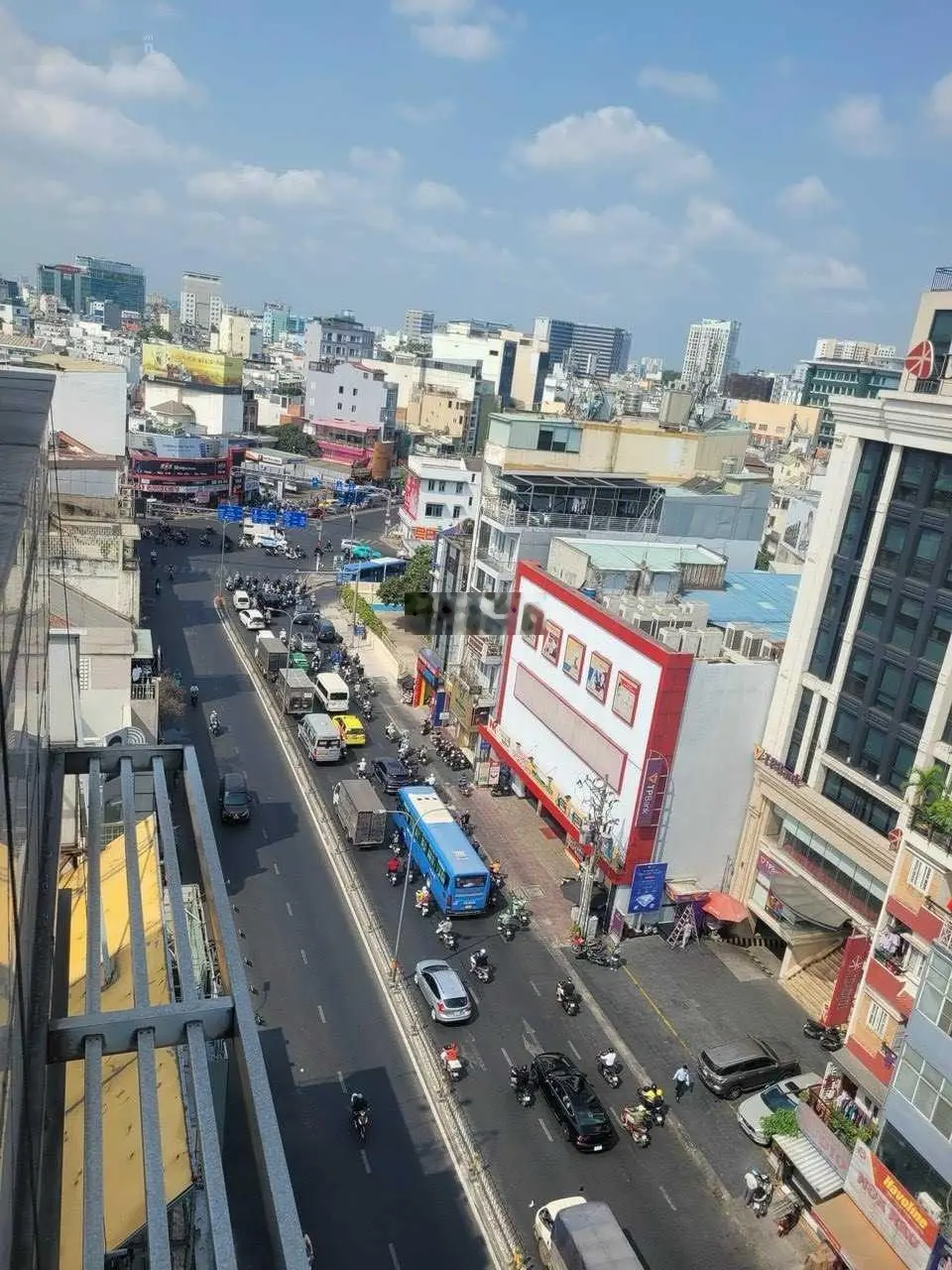 Bán nhà MT Phan Đăng Lưu, P. 1, Phú Nhuận, trệt 2lầu, DT 10m x 30m, GPXD Hầm 10 lầu, giá 118 tỷ TL