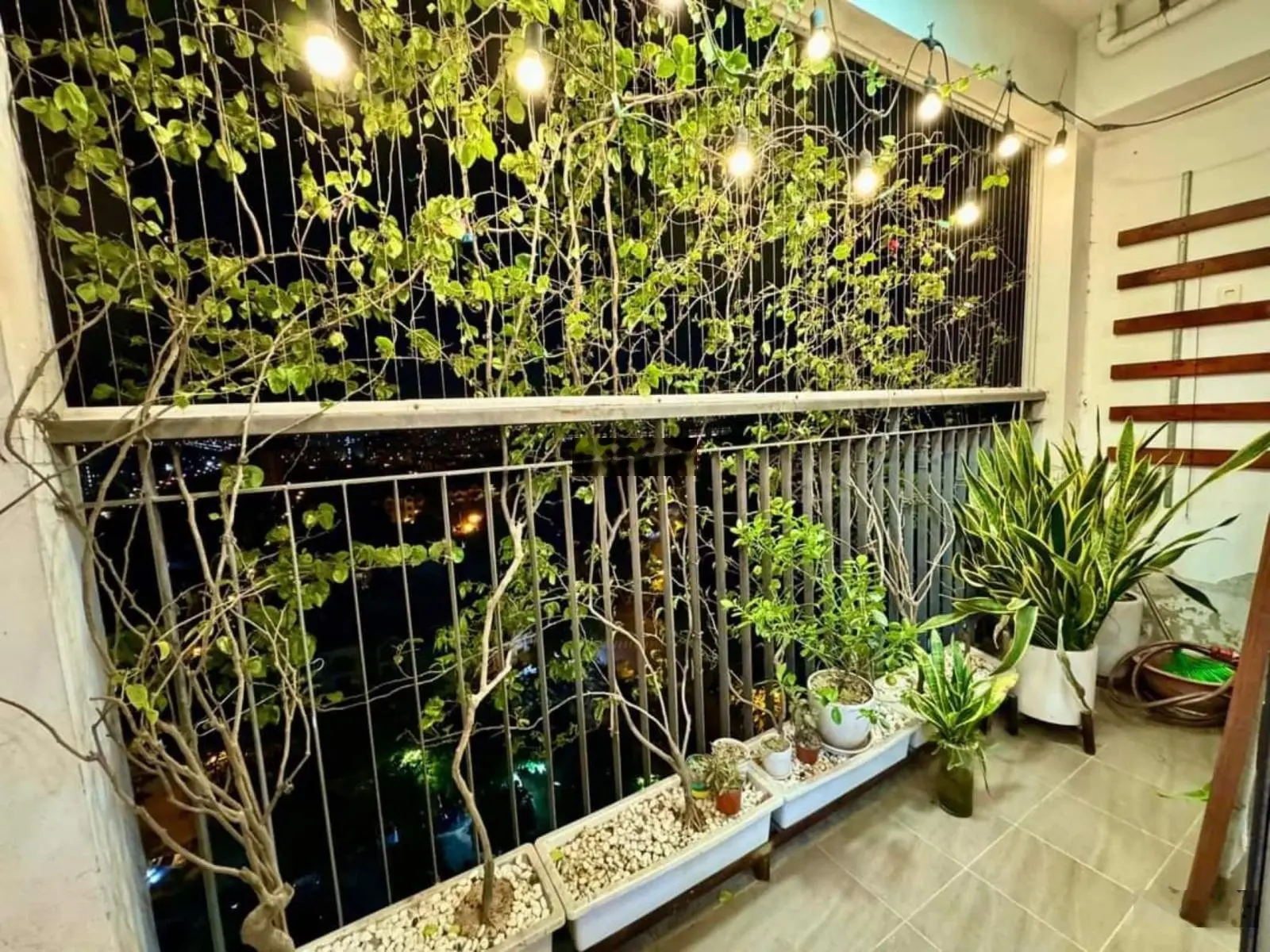 Nhà em cần bán căn 101m2, 3 ngủ, tầng 12 đẹp toà CT15 Greenpark, giá 5,45 tỷ