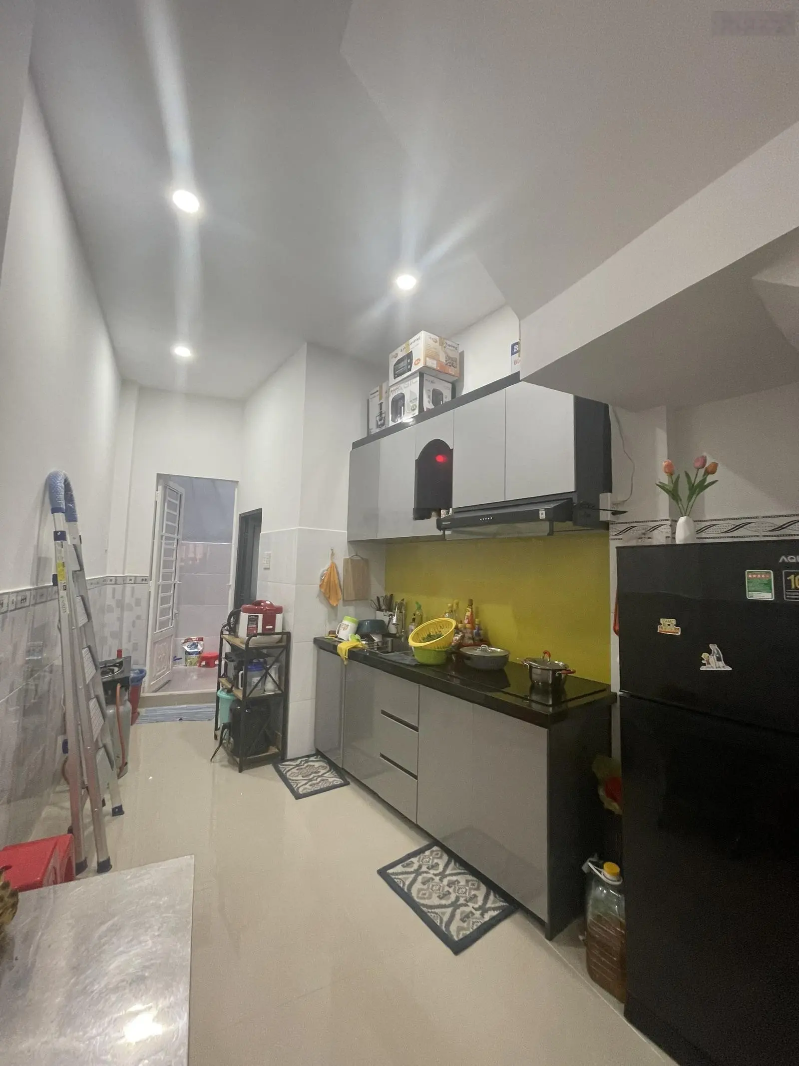 Nhà trệt lầu 2 phòng ngủ hẻm 1/ phạm văn đồng. Phường linh tây. Sổ hồng. Nhà đẹp. Ảnh thực