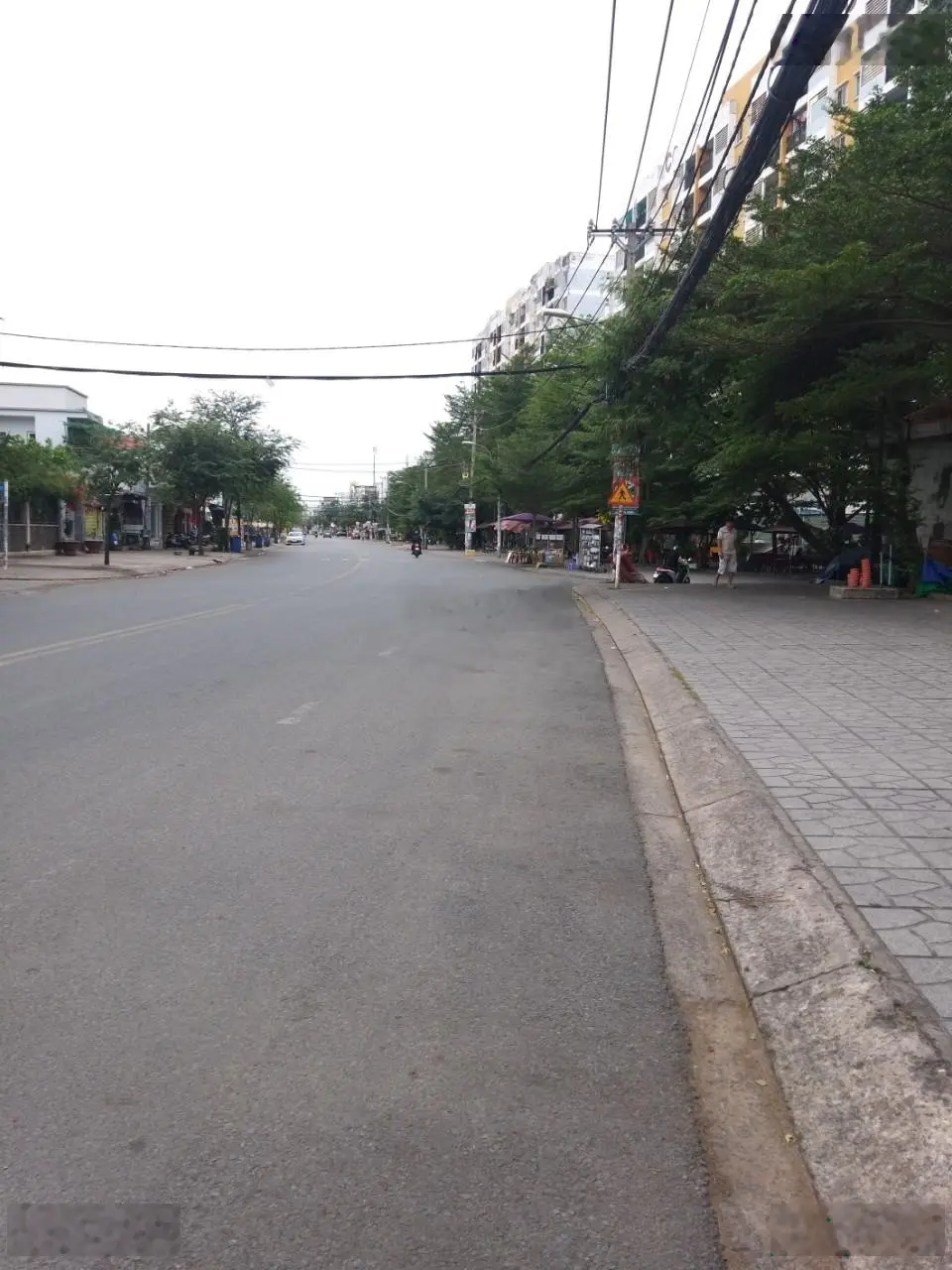 Bán nhà mặt tiền Man Thiện Quận 9 giá 13,5 tỷ