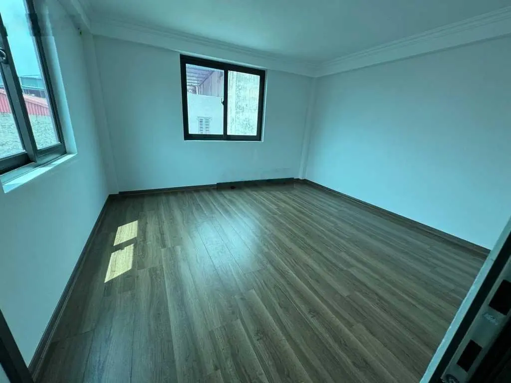 Gần phố, ngõ rộng 48m2, 4 tầng, 6.6 tỷ - Định Công - Hoàng Mai - HN