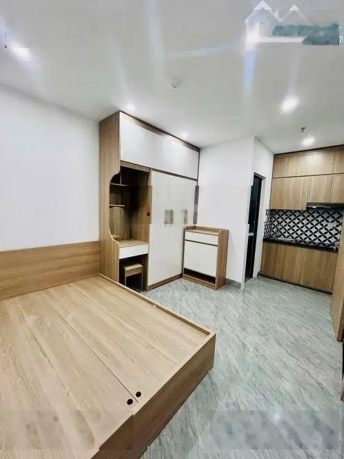 Tòa nhà cho thuê thịnh quang - 12 phòng - thu 65tr/th - giá 10.8 tỷ