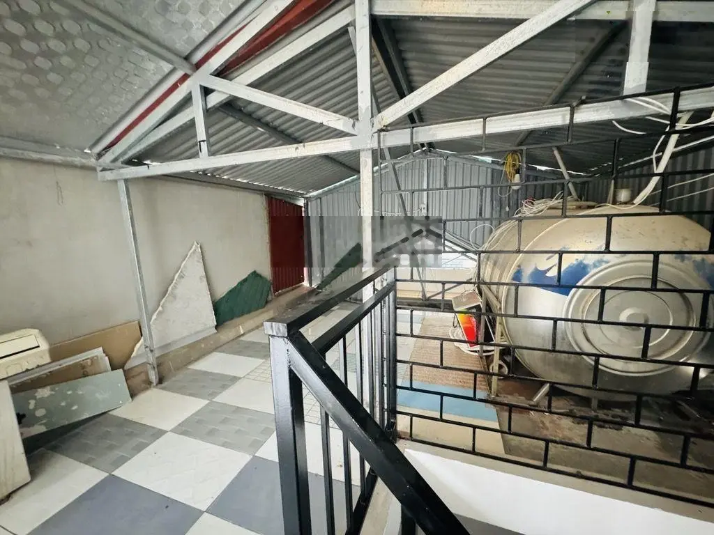 Lạc Long Quân, 50m 4 tầng, ô tô qua nhà, dân xây chắc chắn