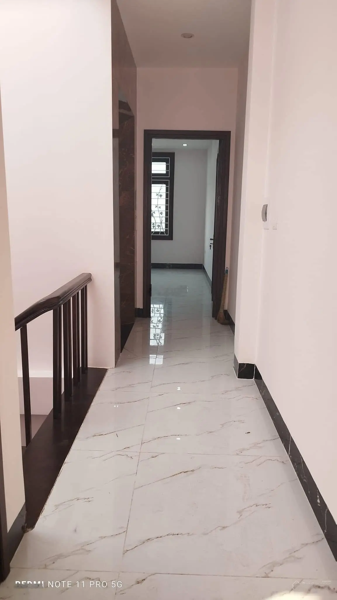 Giảm sốc 1 tỷ - bán gấp nhà phân lô Cầu Giấy - 75m2 - 7 tầng thang máy- ô tô tránh- kinh doanh đỉnh