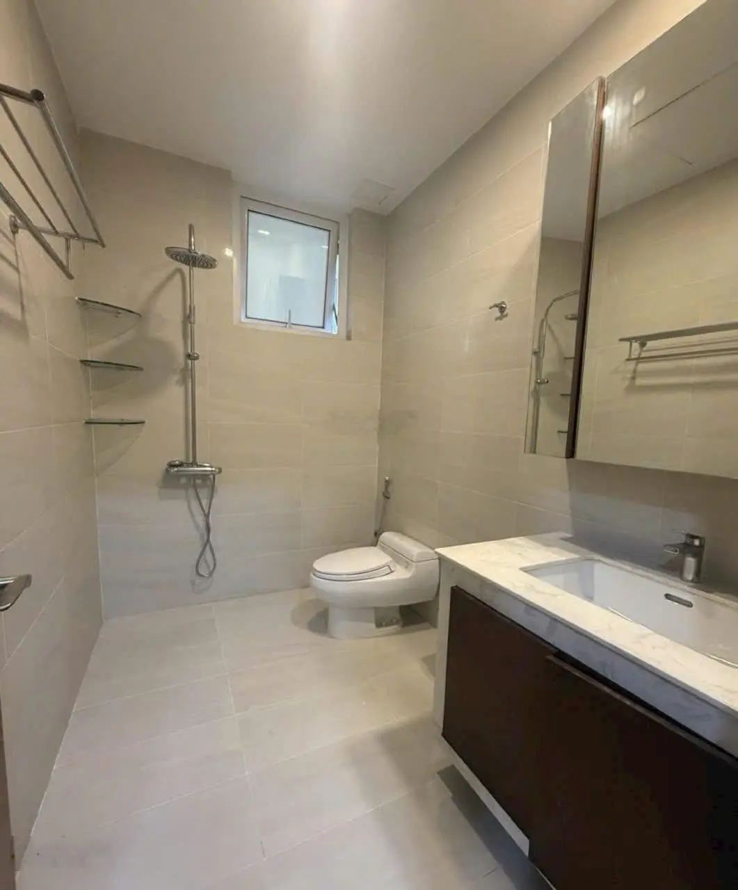 Cần Bán Nhà Đường Lê Đại Hành, Quận 11 86m², 4PN, Pháp Lý Chuẩn, Giá 20 Tỷ tl