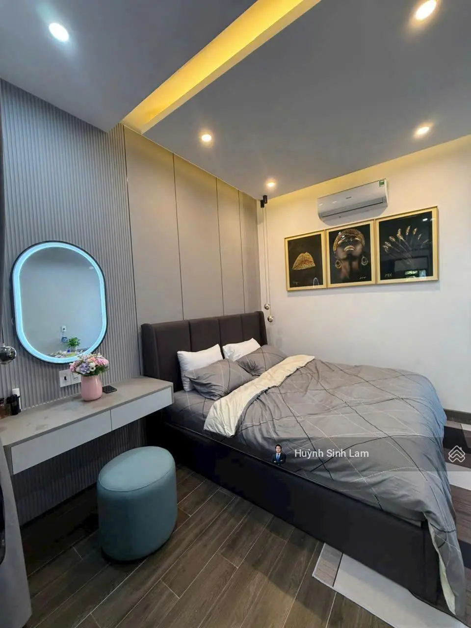 Bán nhà 4 tầng mặt tiền đường 7m5 , sát biển phạm văn đồng- đối diện trường cấp 3- sơn trà