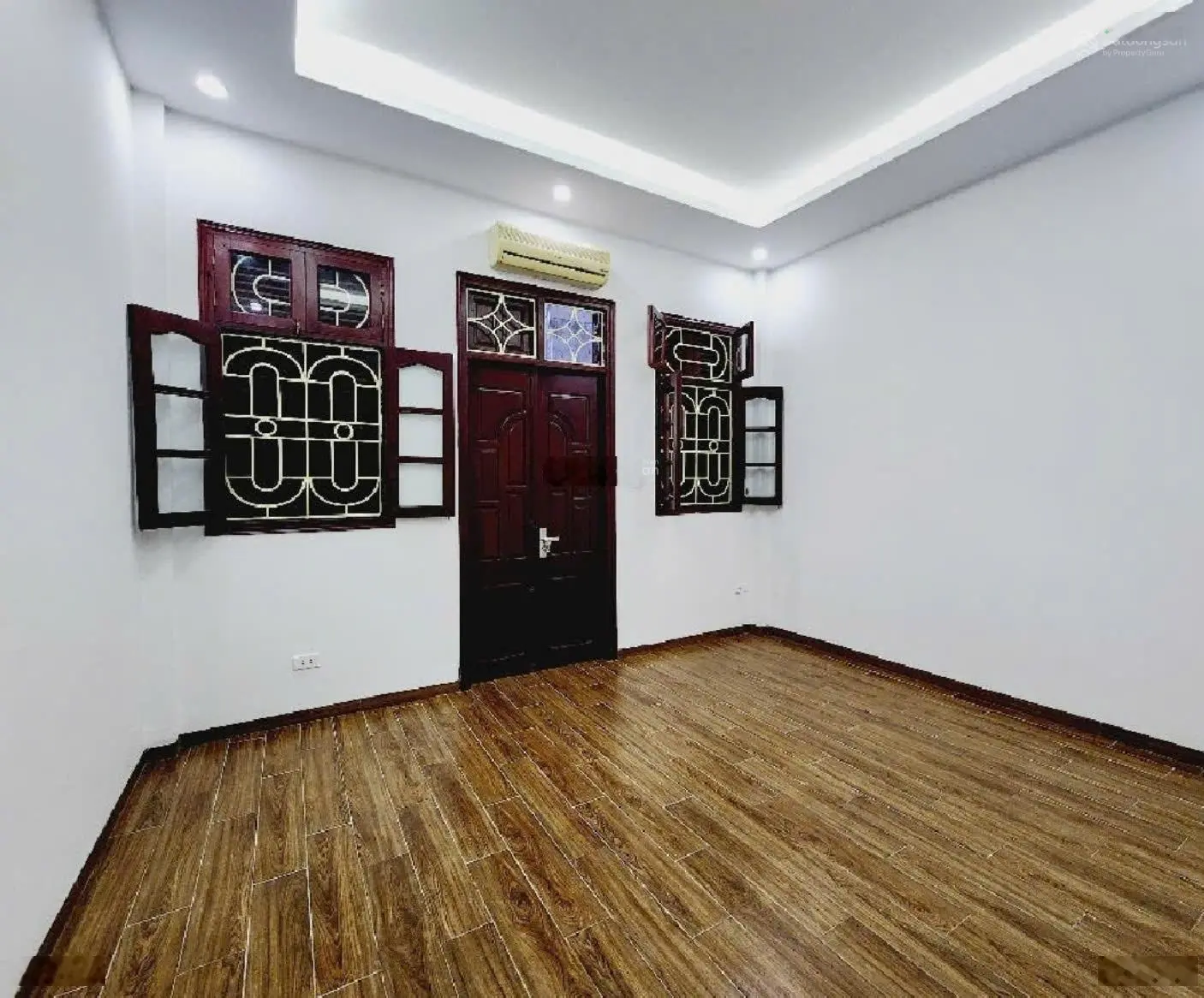 SIÊU PHẨM NHÀ XUÂN THỦY - 54M - 4T - MT4,2 - NHÀ MỚI ĐẸP LUNG LINH - 90M RA PHỐ - GIÁ CHÀO 9,4 TỶ