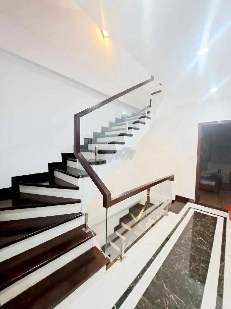 Chú Trung Thiện Chí Bán Căn Phân Lô Đội Nhân, Gara ô tô, 87m, MT 5M