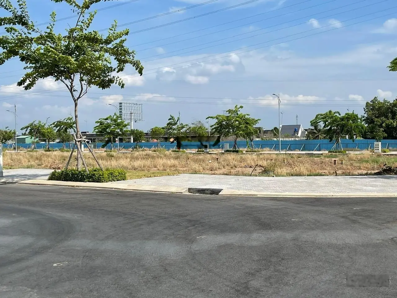 Đất nền mặt tiền Phùng Hưng ngay nút giao cao tốc BH - VT Giá chỉ 1,05 tỷ/100m2 sổ sẵn, cho vay 70%
