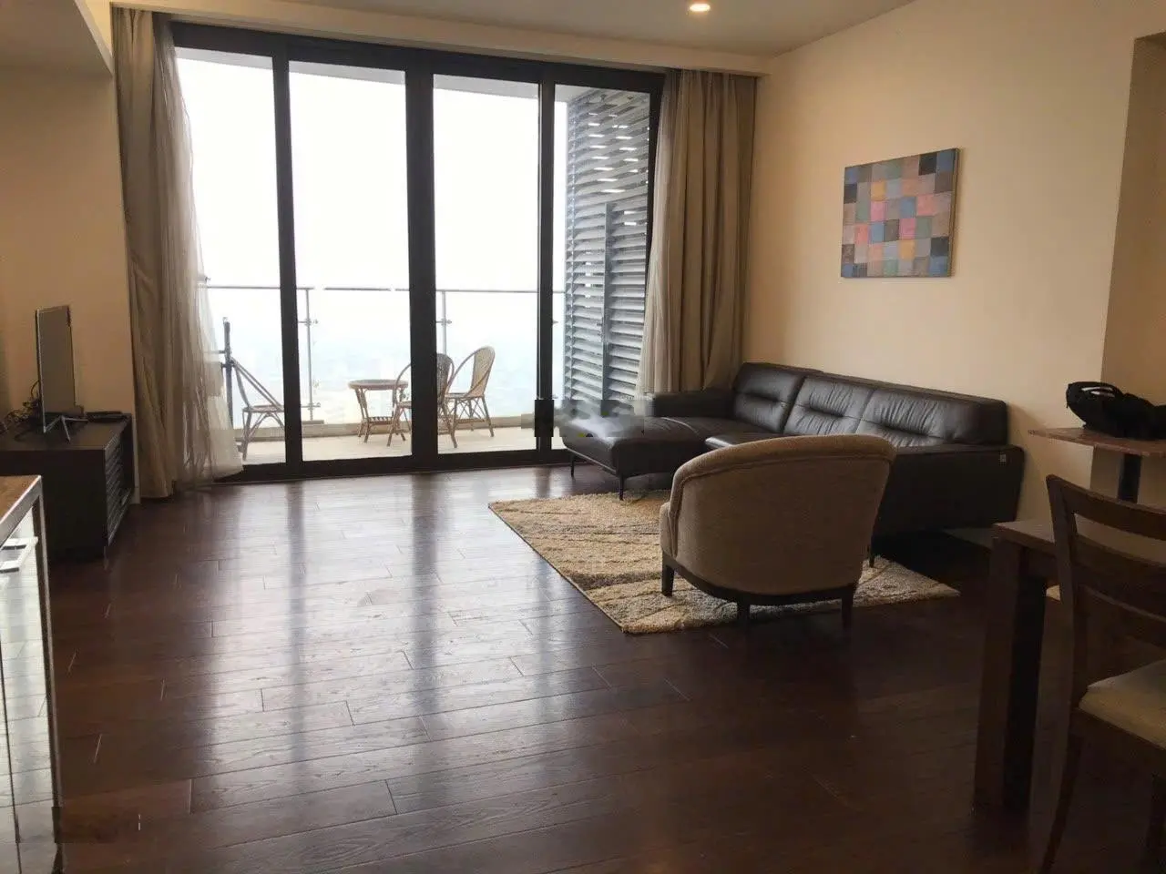 Chính chủ bán căn hộ 3pn-145m2 chung cư Indochina Plaza Cầu Giấy, full nội thất. LH: 0968 201 ***